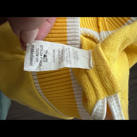 Yellow booty shorts. Girl size medium - Picture 5 of 6